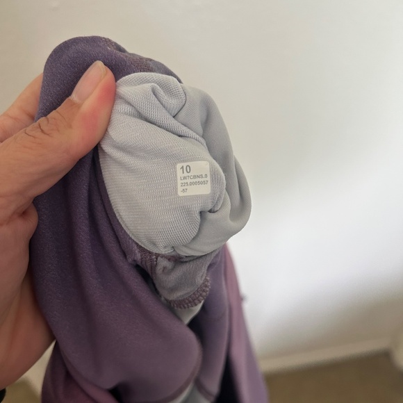 Lululemon Align short size 10 - Picture 5 of 6